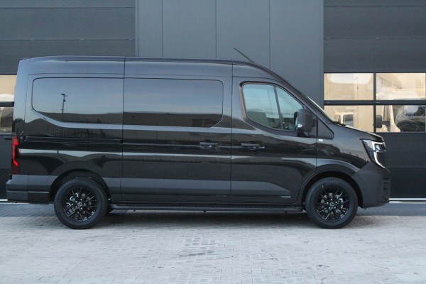 Renault Master T35 2.0 dCi 170pk L2H2 Extra DC - Navigatie - Camera - 270 gr deuren - Parkeersensoren - Draadloos laden - Rijklaar