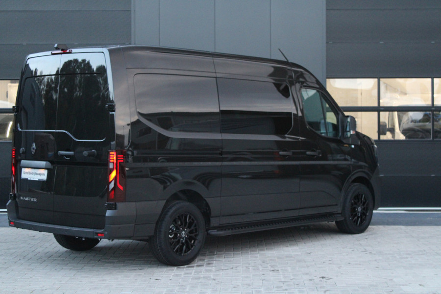 Renault Master T35 2.0 dCi 170pk L2H2 Extra DC - Navigatie - Camera - 270 gr deuren - Parkeersensoren - Draadloos laden - Rijklaar