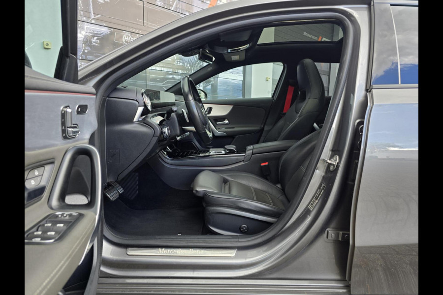 Mercedes-Benz A-Klasse 200 Premium Plus|NL AUTO!|AMG|PANO|MEMORY Mercedes-Benz A-Klasse 200 Premium Plus|NL AUTO!|AMG|PANO|MEMORY