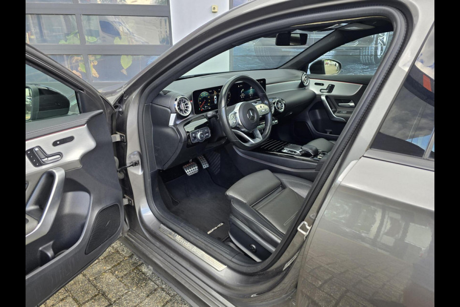 Mercedes-Benz A-Klasse 200 Premium Plus|NL AUTO!|AMG|PANO|MEMORY Mercedes-Benz A-Klasse 200 Premium Plus|NL AUTO!|AMG|PANO|MEMORY