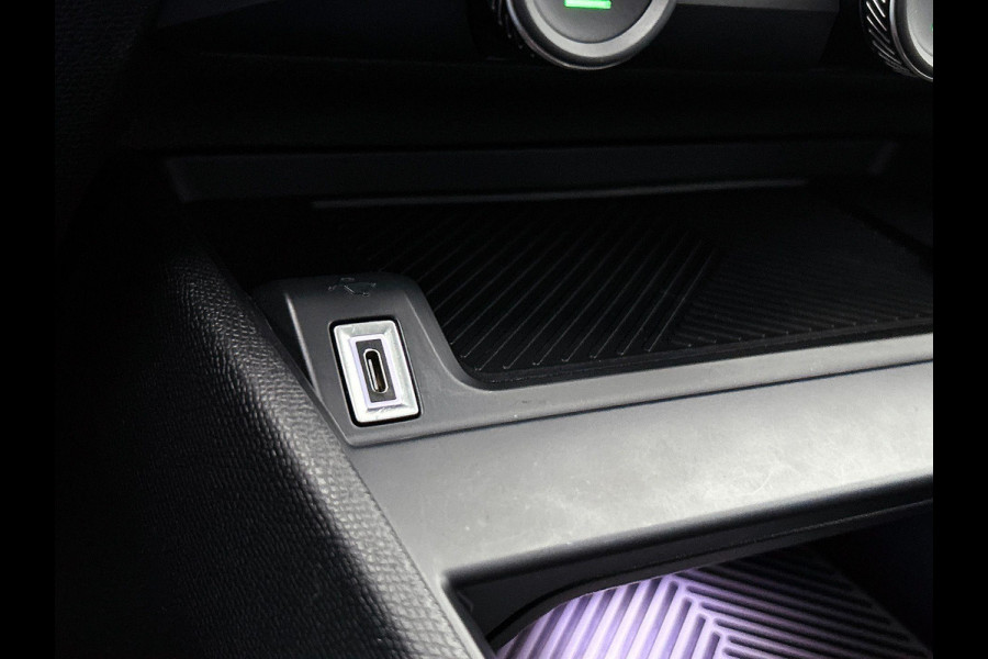 Citroën C4 X 1.2 Puretech Max CAMERA | CARPLAY | AD-CRUISE | HEAD-UP Citroën C4 X 1.2 Puretech Max CAMERA | CARPLAY | AD-CRUISE | HEAD-UP