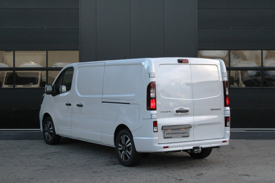 Renault Trafic 2.0 Blue dCi 170 T30 L2H1 Extra 170pk - 2x Schuifdeur - Betimmering - Stoelverwarming - Trekhaak - Camera - LED - Blind Spot - R