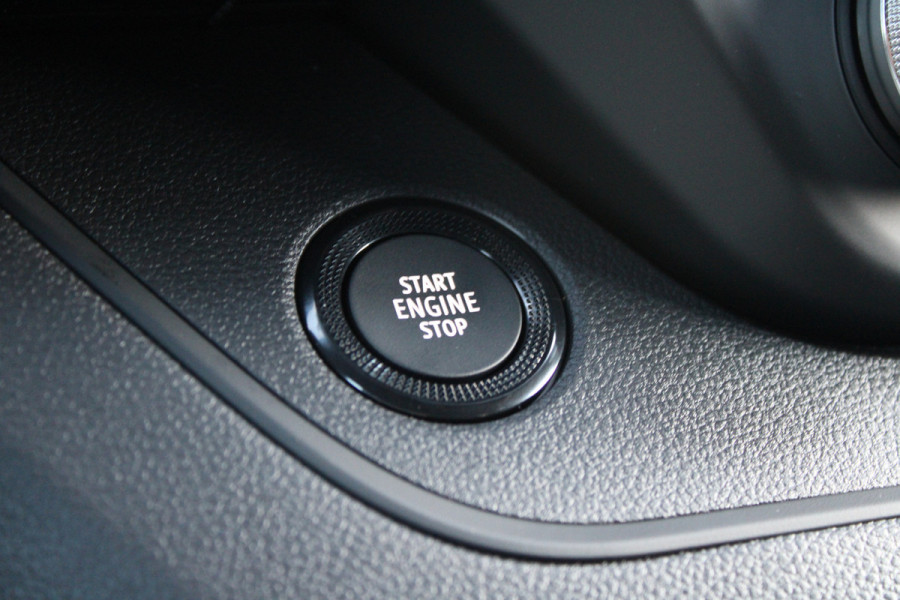 Renault Trafic 2.0 Blue dCi 170 T30 L2H1 Extra 170pk - 2x Schuifdeur - Betimmering - Stoelverwarming - Trekhaak - Camera - LED - Blind Spot - R