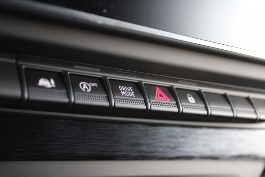 Renault Trafic 2.0 Blue dCi 170 T30 L2H1 Extra 170pk - 2x Schuifdeur - Betimmering - Stoelverwarming - Trekhaak - Camera - LED - Blind Spot - R