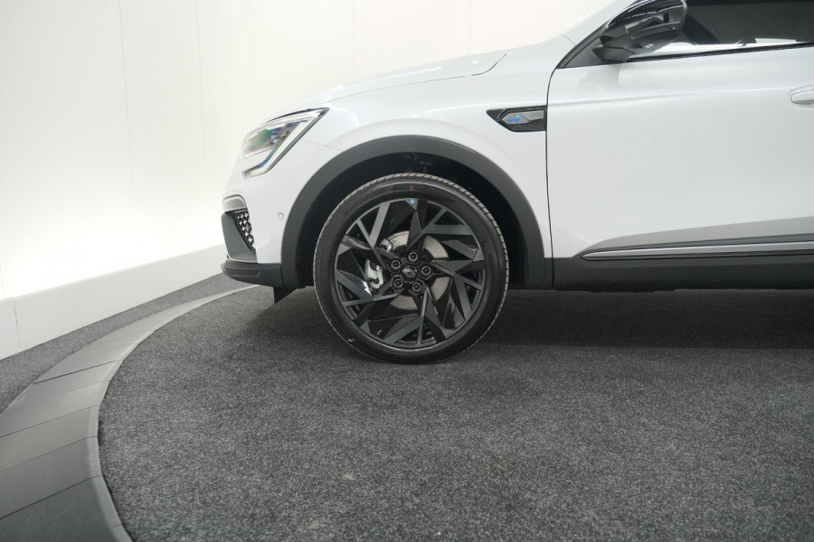 Renault Arkana 1.6 E-Tech hybrid 145 Esprit Alpine | 360 Camera | Adaptieve Cruise Control | Pack Winter | Dodehoekdetectie Renault Arkana 1.6 E-Tech hybrid 145 Esprit Alpine | 360 Camera | Adaptieve Cruise Control | Pack Winter | Dodehoekdetectie