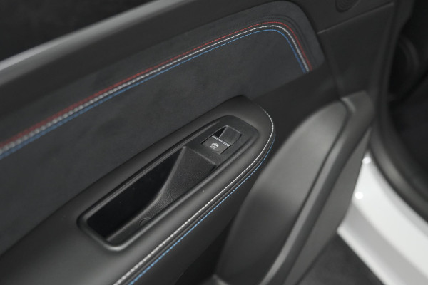 Renault Arkana 1.6 E-Tech hybrid 145 Esprit Alpine | 360 Camera | Adaptieve Cruise Control | Pack Winter | Dodehoekdetectie Renault Arkana 1.6 E-Tech hybrid 145 Esprit Alpine | 360 Camera | Adaptieve Cruise Control | Pack Winter | Dodehoekdetectie