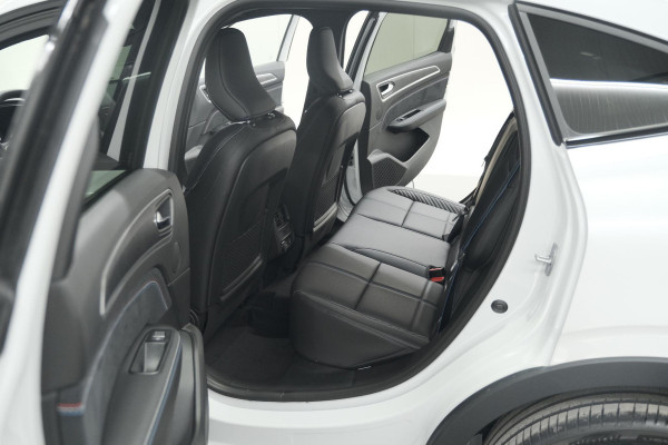 Renault Arkana 1.6 E-Tech hybrid 145 Esprit Alpine | 360 Camera | Adaptieve Cruise Control | Pack Winter | Dodehoekdetectie Renault Arkana 1.6 E-Tech hybrid 145 Esprit Alpine | 360 Camera | Adaptieve Cruise Control | Pack Winter | Dodehoekdetectie