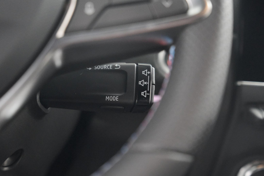 Renault Arkana 1.6 E-Tech hybrid 145 Esprit Alpine | 360 Camera | Adaptieve Cruise Control | Pack Winter | Dodehoekdetectie Renault Arkana 1.6 E-Tech hybrid 145 Esprit Alpine | 360 Camera | Adaptieve Cruise Control | Pack Winter | Dodehoekdetectie