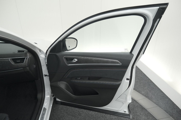 Renault Arkana 1.6 E-Tech hybrid 145 Esprit Alpine | 360 Camera | Adaptieve Cruise Control | Pack Winter | Dodehoekdetectie Renault Arkana 1.6 E-Tech hybrid 145 Esprit Alpine | 360 Camera | Adaptieve Cruise Control | Pack Winter | Dodehoekdetectie