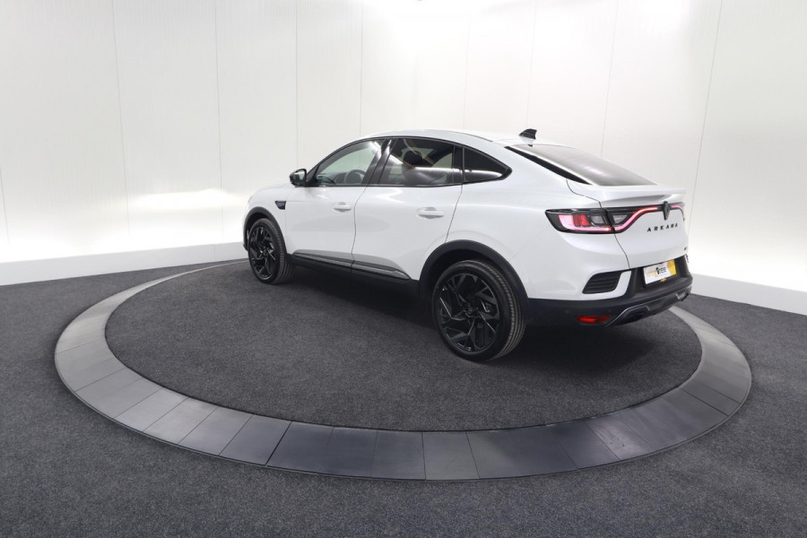 Renault Arkana 1.6 E-Tech hybrid 145 Esprit Alpine | 360 Camera | Adaptieve Cruise Control | Pack Winter | Dodehoekdetectie Renault Arkana 1.6 E-Tech hybrid 145 Esprit Alpine | 360 Camera | Adaptieve Cruise Control | Pack Winter | Dodehoekdetectie