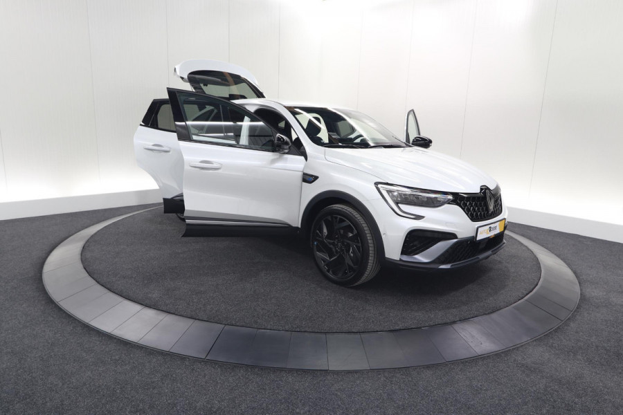Renault Arkana 1.6 E-Tech hybrid 145 Esprit Alpine | 360 Camera | Adaptieve Cruise Control | Pack Winter | Dodehoekdetectie Renault Arkana 1.6 E-Tech hybrid 145 Esprit Alpine | 360 Camera | Adaptieve Cruise Control | Pack Winter | Dodehoekdetectie