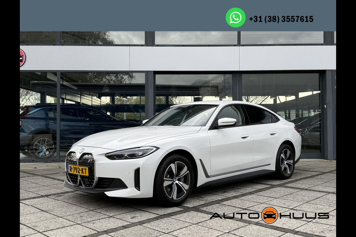 BMW i4 eDrive40 84 kWh | Trekhaak | Navi | Camera |