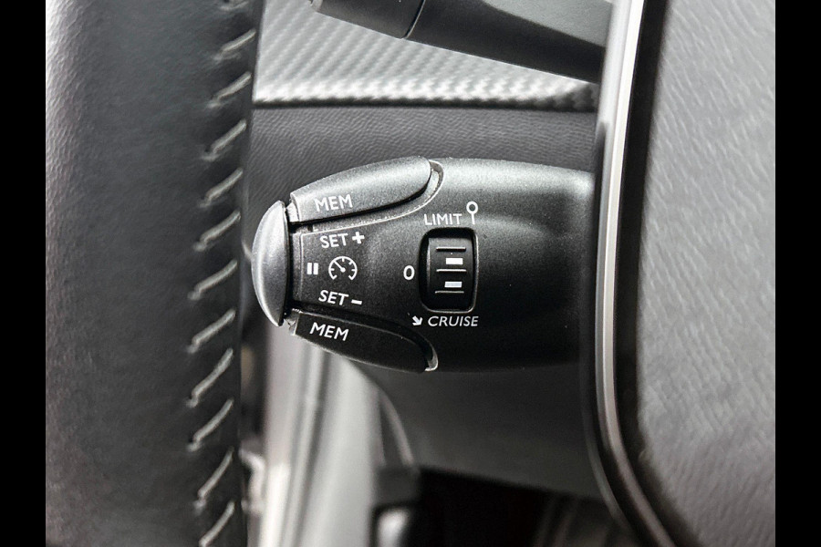 Peugeot 208 1.2 PureTech Allure Pack CAMERA | CARPLAY | VIRTUAL | CRUISE