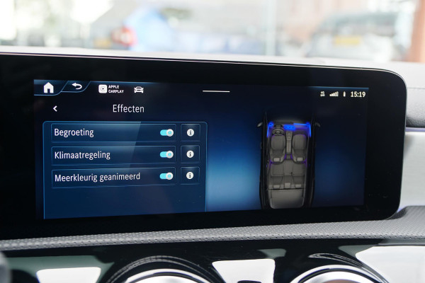 Mercedes-Benz CLA-Klasse Shooting Brake 180 AMG Line + 360° CAMERA / HEAD-UP / BURMESTER / MEMORY