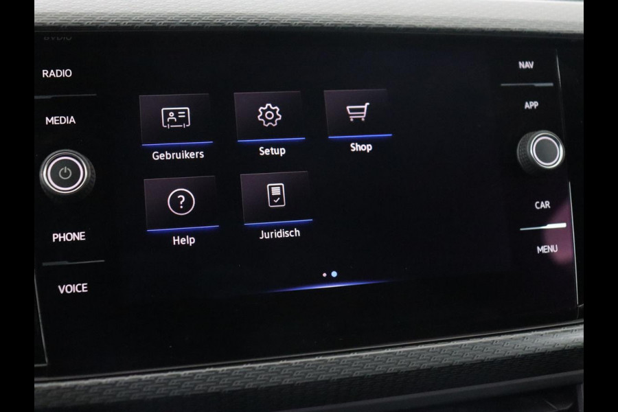 Volkswagen T-Cross 1.5 TSI Style R Line | Stoelverwarming | Trekhaak | Camera | Keyless | BEATS Sound | Virtual Cockpit | Carplay | Navigatie | Adaptive cruise | Climate control Volkswagen T-Cross 1.5 TSI Style R Line | Stoelverwarming | Trekhaak | Camera | Keyless | BEATS Sound | Virtual Cockpit | Carplay | Navigatie | Adaptive cruise | Climate control