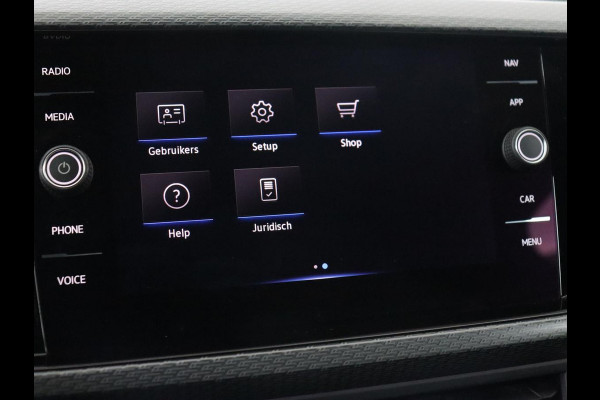 Volkswagen T-Cross 1.5 TSI Style R Line | Stoelverwarming | Trekhaak | Camera | Keyless | BEATS Sound | Virtual Cockpit | Carplay | Navigatie | Adaptive cruise | Climate control Volkswagen T-Cross 1.5 TSI Style R Line | Stoelverwarming | Trekhaak | Camera | Keyless | BEATS Sound | Virtual Cockpit | Carplay | Navigatie | Adaptive cruise | Climate control