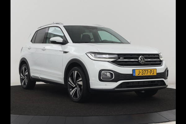 Volkswagen T-Cross 1.5 TSI Style R Line | Stoelverwarming | Trekhaak | Camera | Keyless | BEATS Sound | Virtual Cockpit | Carplay | Navigatie | Adaptive cruise | Climate control Volkswagen T-Cross 1.5 TSI Style R Line | Stoelverwarming | Trekhaak | Camera | Keyless | BEATS Sound | Virtual Cockpit | Carplay | Navigatie | Adaptive cruise | Climate control