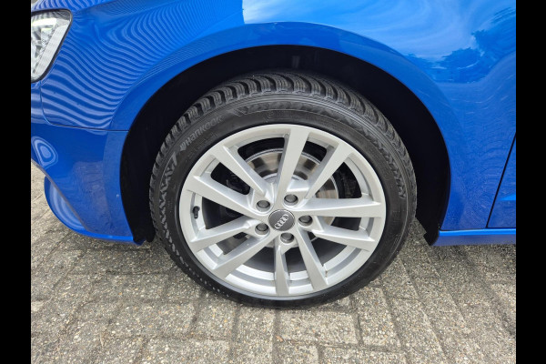 Audi A3 Sportback 30 TFSI Automaat,Cruise,Navigatie,parkeersensoren,clima,lm velgen, Audi A3 Sportback 30 TFSI Automaat,Cruise,Navigatie,parkeersensoren,clima,lm velgen,