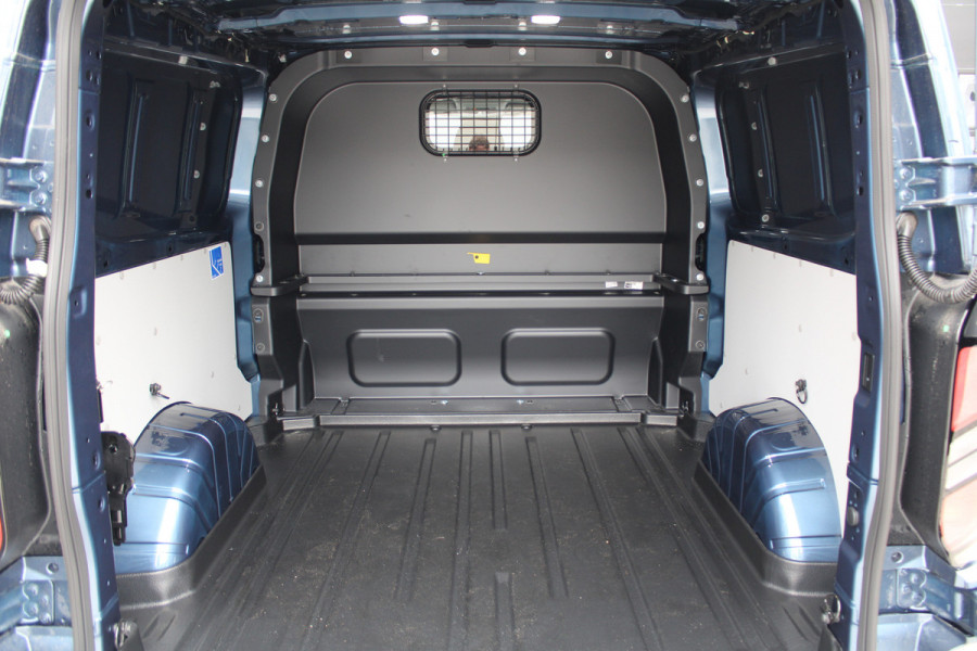 Ford Transit Custom 320 2.0 TDCI L2H1 Limited DC 170pk - Adaptive Cruise - Blind Spot - Navigatie - LED - Stoelverwarming - Rijklaar
