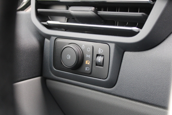 Ford Transit Custom 320 2.0 TDCI L2H1 Limited DC 170pk - Adaptive Cruise - Blind Spot - Navigatie - LED - Stoelverwarming - Rijklaar