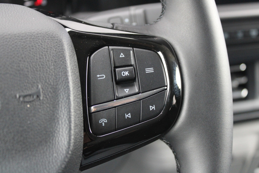Ford Transit Custom 320 2.0 TDCI L2H1 Limited DC 170pk - Adaptive Cruise - Blind Spot - Navigatie - LED - Stoelverwarming - Rijklaar