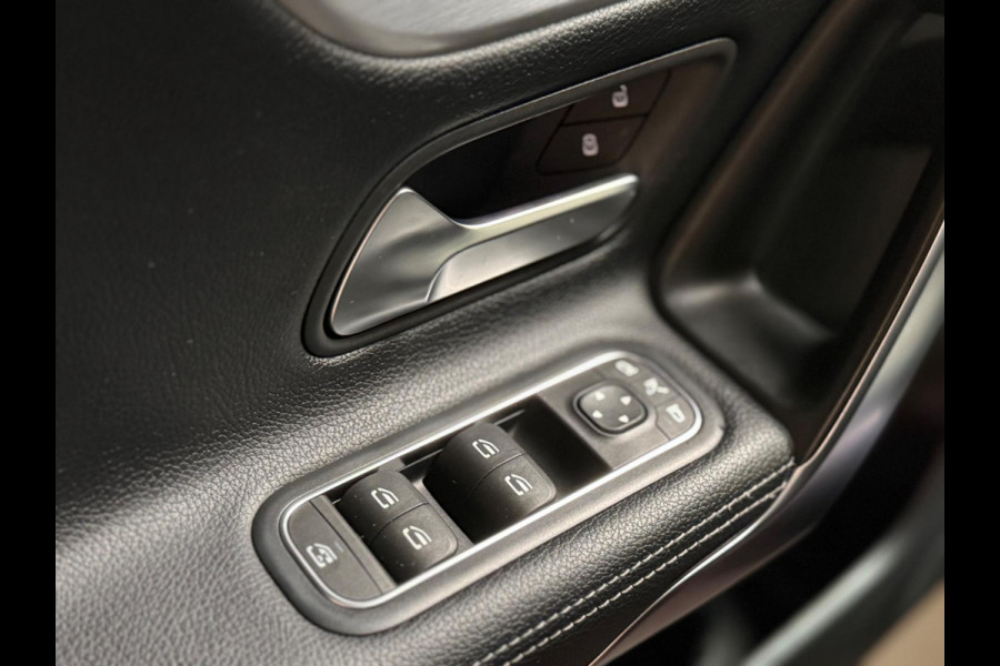 Mercedes-Benz A-Klasse AMG 35 4MATIC | Pano | schaalstoelen | keyless | aero pakket | stoelverkoeling