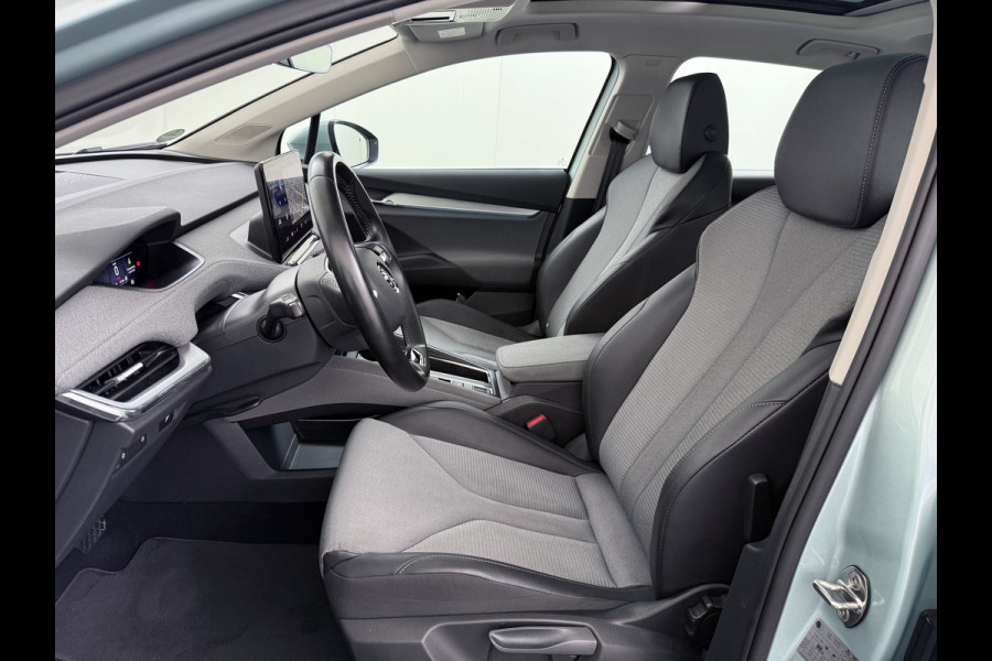 Škoda ENYAQ iV 60 Trekhaak Panoramadak SOH 89% Camera Navi Ecc Apple Carplay Android Auto Cruise Control Pdc DAB Lmv 19" Keyless Led Connected services Origineel Nederlandse Auto Škoda ENYAQ iV 60 Trekhaak Panoramadak SOH 89% Camera Navi Ecc Apple Carplay Android Auto Cruise Control Pdc DAB Lmv 19" Keyless Led Connected services Origineel Nederlandse Auto