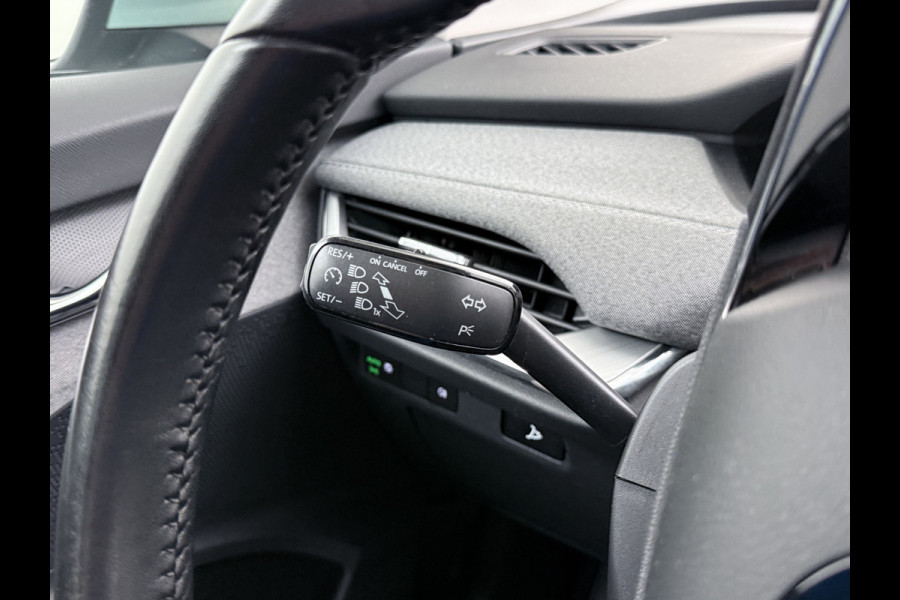 Škoda ENYAQ iV 60 Trekhaak Panoramadak SOH 89% Camera Navi Ecc Apple Carplay Android Auto Cruise Control Pdc DAB Lmv 19" Keyless Led Connected services Origineel Nederlandse Auto Škoda ENYAQ iV 60 Trekhaak Panoramadak SOH 89% Camera Navi Ecc Apple Carplay Android Auto Cruise Control Pdc DAB Lmv 19" Keyless Led Connected services Origineel Nederlandse Auto