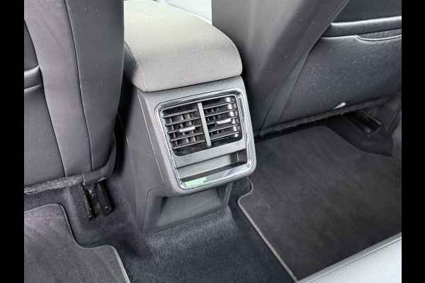Škoda ENYAQ iV 60 Trekhaak Panoramadak SOH 89% Camera Navi Ecc Apple Carplay Android Auto Cruise Control Pdc DAB Lmv 19" Keyless Led Connected services Origineel Nederlandse Auto Škoda ENYAQ iV 60 Trekhaak Panoramadak SOH 89% Camera Navi Ecc Apple Carplay Android Auto Cruise Control Pdc DAB Lmv 19" Keyless Led Connected services Origineel Nederlandse Auto
