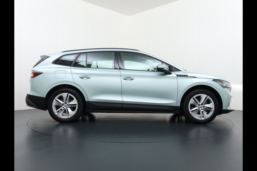Škoda ENYAQ iV 60 Trekhaak Panoramadak SOH 89% Camera Navi Ecc Apple Carplay Android Auto Cruise Control Pdc DAB Lmv 19" Keyless Led Connected services Origineel Nederlandse Auto Škoda ENYAQ iV 60 Trekhaak Panoramadak SOH 89% Camera Navi Ecc Apple Carplay Android Auto Cruise Control Pdc DAB Lmv 19" Keyless Led Connected services Origineel Nederlandse Auto