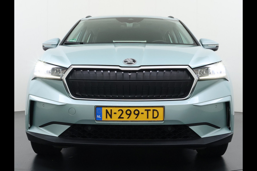 Škoda ENYAQ iV 60 Trekhaak Panoramadak SOH 89% Camera Navi Ecc Apple Carplay Android Auto Cruise Control Pdc DAB Lmv 19" Keyless Led Connected services Origineel Nederlandse Auto Škoda ENYAQ iV 60 Trekhaak Panoramadak SOH 89% Camera Navi Ecc Apple Carplay Android Auto Cruise Control Pdc DAB Lmv 19" Keyless Led Connected services Origineel Nederlandse Auto