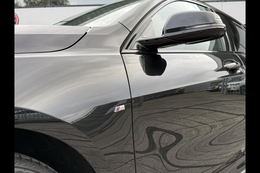 BMW 1-serie 118i | Panorama | Navi | Live Cockpit | Led | BMW 1-serie 118i | Panorama | Navi | Live Cockpit | Led |