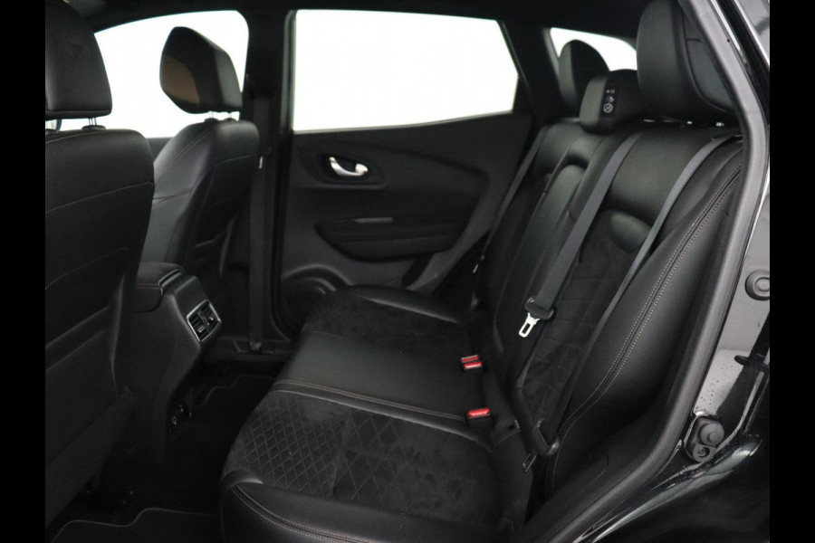 Renault Kadjar 1.3 TCe Black Edition | Trekhaak | Stoelverwarming | Adaptive cruise | Leder/Alcantara | Camera | BOSE Sound | Carplay | Keyless | Navigatie | Full LED