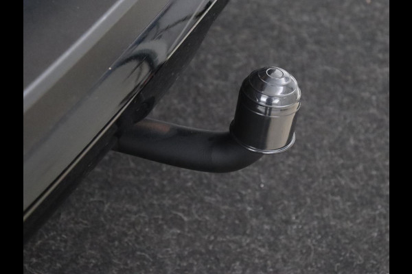 Renault Kadjar 1.3 TCe Black Edition | Trekhaak | Stoelverwarming | Adaptive cruise | Leder/Alcantara | Camera | BOSE Sound | Carplay | Keyless | Navigatie | Full LED