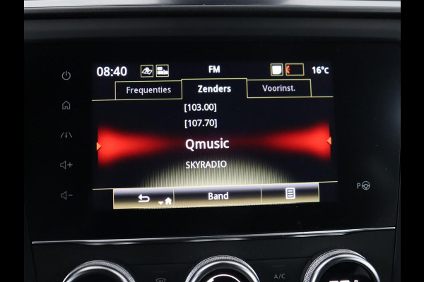 Renault Kadjar 1.3 TCe Black Edition | Trekhaak | Stoelverwarming | Adaptive cruise | Leder/Alcantara | Camera | BOSE Sound | Carplay | Keyless | Navigatie | Full LED