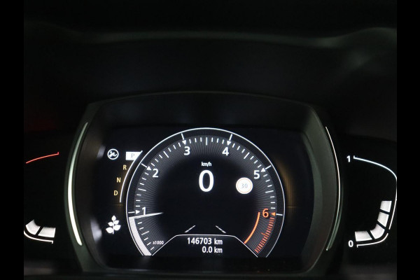 Renault Kadjar 1.3 TCe Black Edition | Trekhaak | Stoelverwarming | Adaptive cruise | Leder/Alcantara | Camera | BOSE Sound | Carplay | Keyless | Navigatie | Full LED