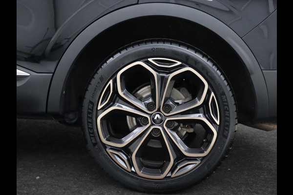 Renault Kadjar 1.3 TCe Black Edition | Trekhaak | Stoelverwarming | Adaptive cruise | Leder/Alcantara | Camera | BOSE Sound | Carplay | Keyless | Navigatie | Full LED