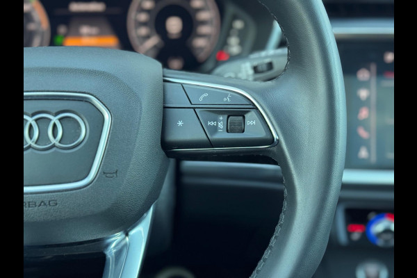 Audi Q3 Sportback 45 TFSI e S Edition Pano/360/Sfeer/Keyless Audi Q3 Sportback 45 TFSI e S Edition Pano/360/Sfeer/Keyless