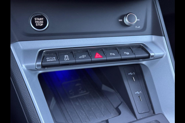 Audi Q3 Sportback 45 TFSI e S Edition Pano/360/Sfeer/Keyless Audi Q3 Sportback 45 TFSI e S Edition Pano/360/Sfeer/Keyless