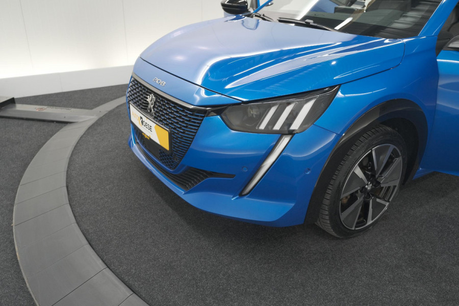 Peugeot e-208 EV GT Pack 50 kWh | Camera | Adapieve Cruise Control | Stoelverwarming | 3 FASE Peugeot e-208 EV GT Pack 50 kWh | Camera | Adapieve Cruise Control | Stoelverwarming | 3 FASE
