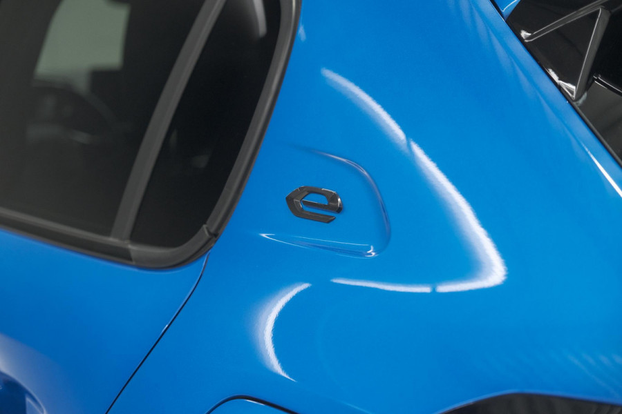 Peugeot e-208 EV GT Pack 50 kWh | Camera | Adapieve Cruise Control | Stoelverwarming | 3 FASE Peugeot e-208 EV GT Pack 50 kWh | Camera | Adapieve Cruise Control | Stoelverwarming | 3 FASE