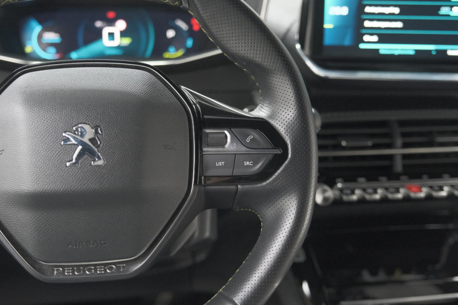 Peugeot e-208 EV GT Pack 50 kWh | Camera | Adapieve Cruise Control | Stoelverwarming | 3 FASE Peugeot e-208 EV GT Pack 50 kWh | Camera | Adapieve Cruise Control | Stoelverwarming | 3 FASE