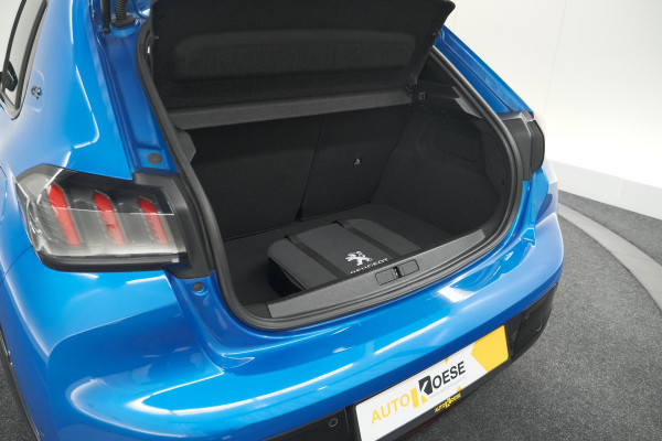 Peugeot e-208 EV GT Pack 50 kWh | Camera | Adapieve Cruise Control | Stoelverwarming | 3 FASE Peugeot e-208 EV GT Pack 50 kWh | Camera | Adapieve Cruise Control | Stoelverwarming | 3 FASE