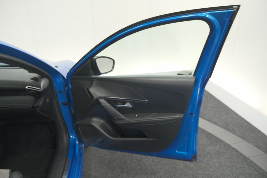 Peugeot e-208 EV GT Pack 50 kWh | Camera | Adapieve Cruise Control | Stoelverwarming | 3 FASE Peugeot e-208 EV GT Pack 50 kWh | Camera | Adapieve Cruise Control | Stoelverwarming | 3 FASE