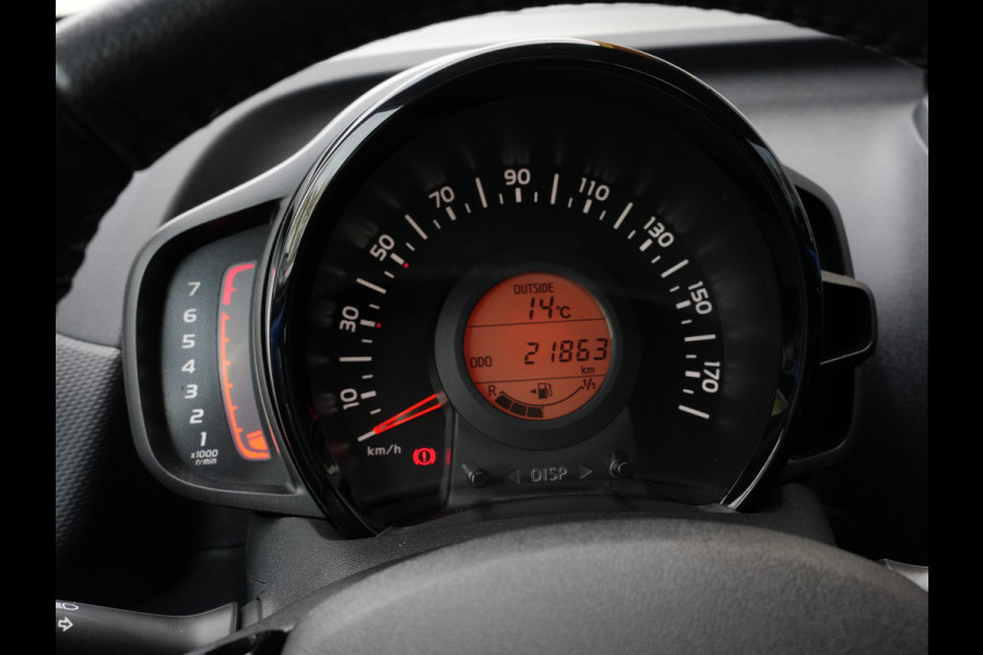 Citroën C1 1.0 VTi Shine | Camera | Android/Apple Carplay | DAB | Airco | Limiter Citroën C1 1.0 VTi Shine | Camera | Android/Apple Carplay | DAB | Airco | Limiter