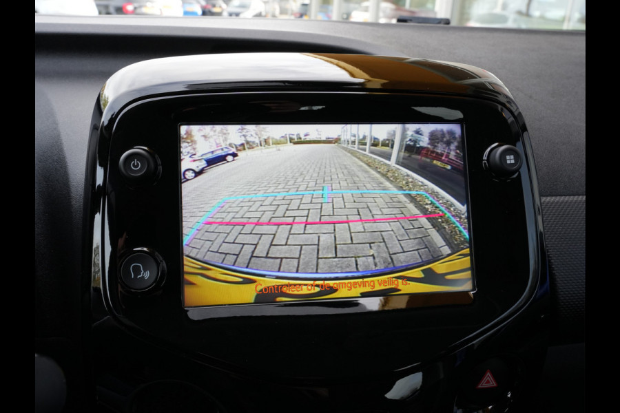 Citroën C1 1.0 VTi Shine | Camera | Android/Apple Carplay | DAB | Airco | Limiter Citroën C1 1.0 VTi Shine | Camera | Android/Apple Carplay | DAB | Airco | Limiter