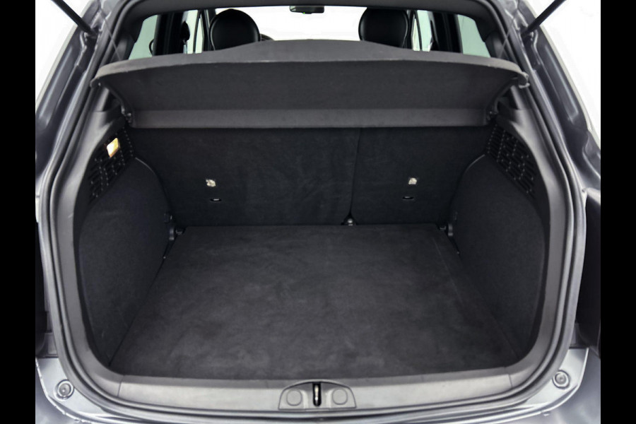 Fiat 500X 1.3 FireFly Turbo 150 Sport FULL-LED | CAMERA | CARPLAY | NAVI Fiat 500X 1.3 FireFly Turbo 150 Sport FULL-LED | CAMERA | CARPLAY | NAVI