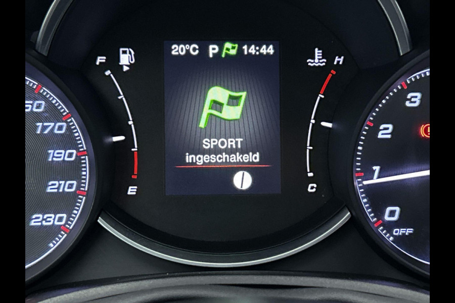 Fiat 500X 1.3 FireFly Turbo 150 Sport FULL-LED | CAMERA | CARPLAY | NAVI Fiat 500X 1.3 FireFly Turbo 150 Sport FULL-LED | CAMERA | CARPLAY | NAVI