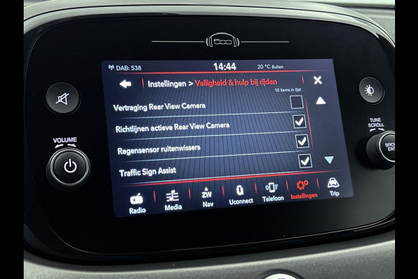 Fiat 500X 1.3 FireFly Turbo 150 Sport FULL-LED | CAMERA | CARPLAY | NAVI Fiat 500X 1.3 FireFly Turbo 150 Sport FULL-LED | CAMERA | CARPLAY | NAVI