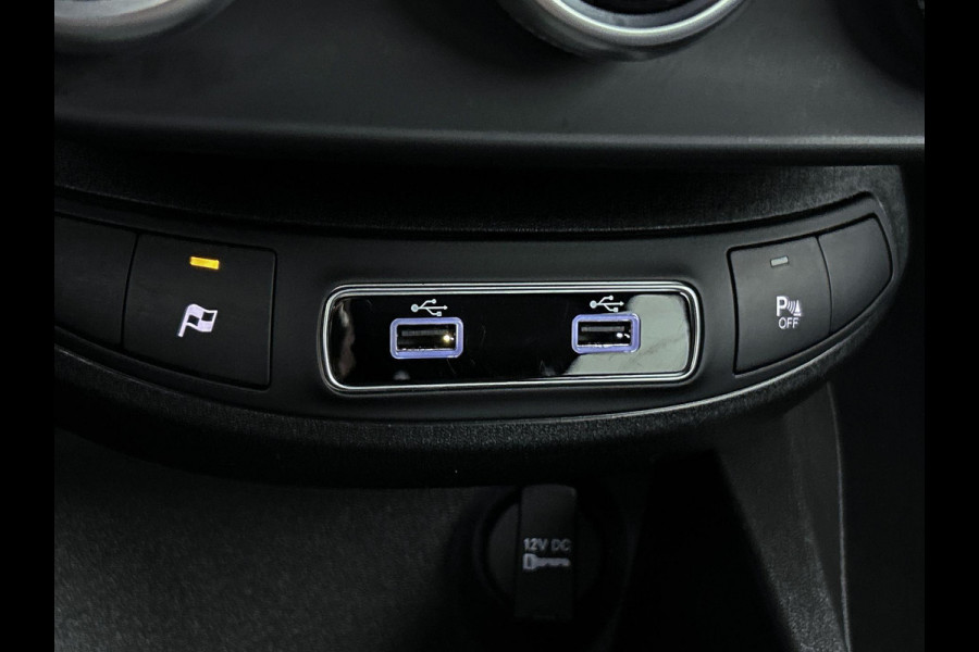 Fiat 500X 1.3 FireFly Turbo 150 Sport FULL-LED | CAMERA | CARPLAY | NAVI Fiat 500X 1.3 FireFly Turbo 150 Sport FULL-LED | CAMERA | CARPLAY | NAVI